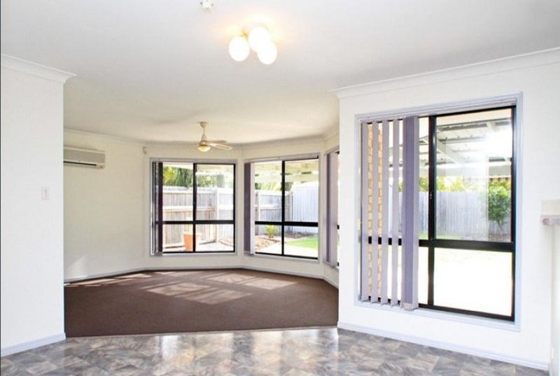 Photo - 33 Doolan Street, Ormeau QLD 4208 - Image 3