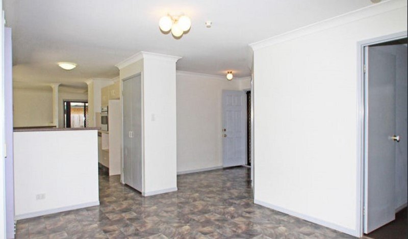 Photo - 33 Doolan Street, Ormeau QLD 4208 - Image 5