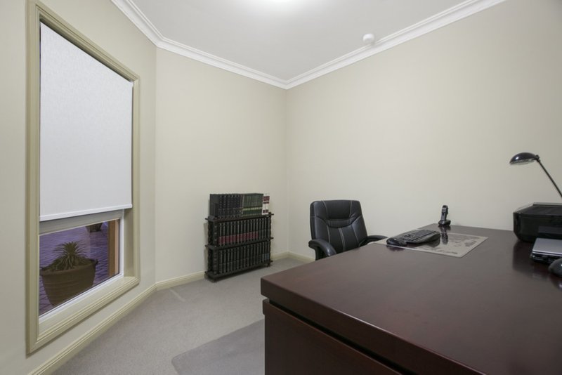 Photo - 33 Dorsal Drive, Birkdale QLD 4159 - Image 22