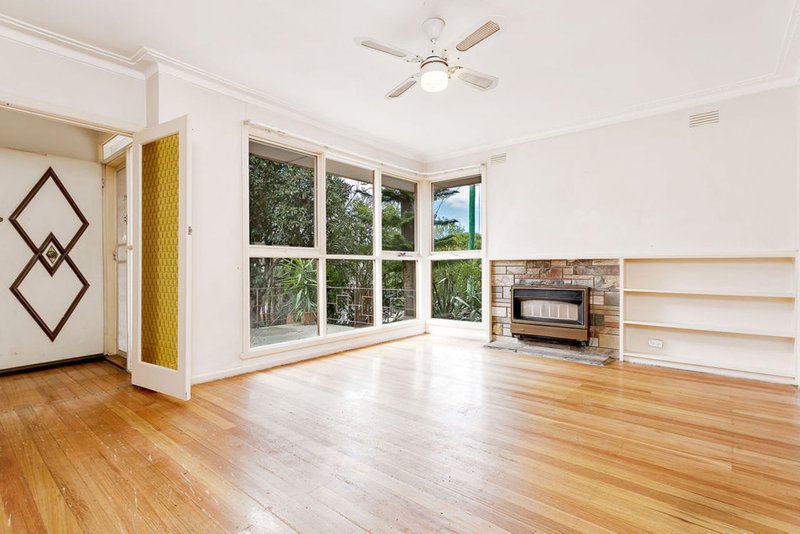 Photo - 33 Dorset Road, Ferntree Gully VIC 3156 - Image 3