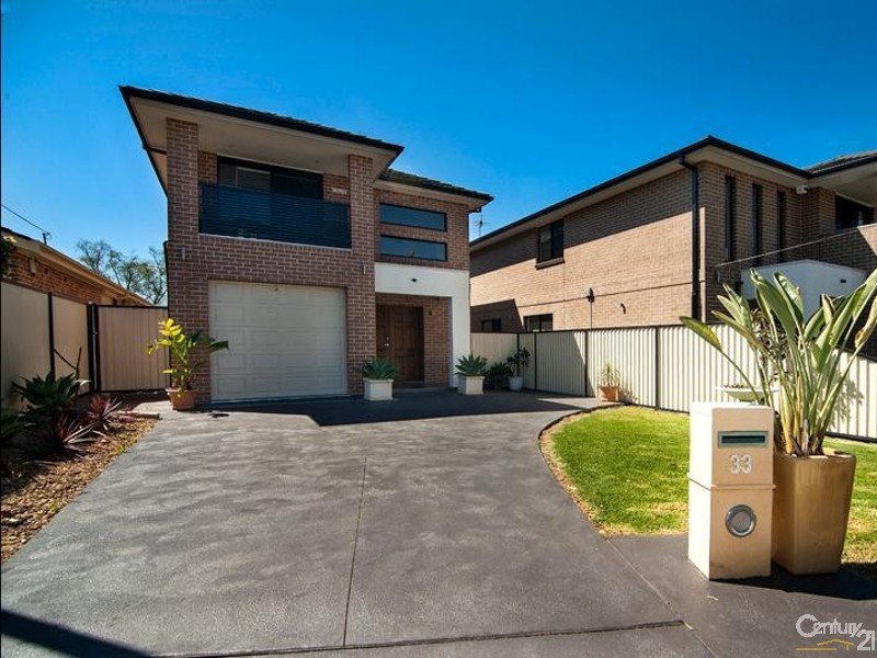 Photo - 33 Doyle Road, Revesby NSW 2212 - Image