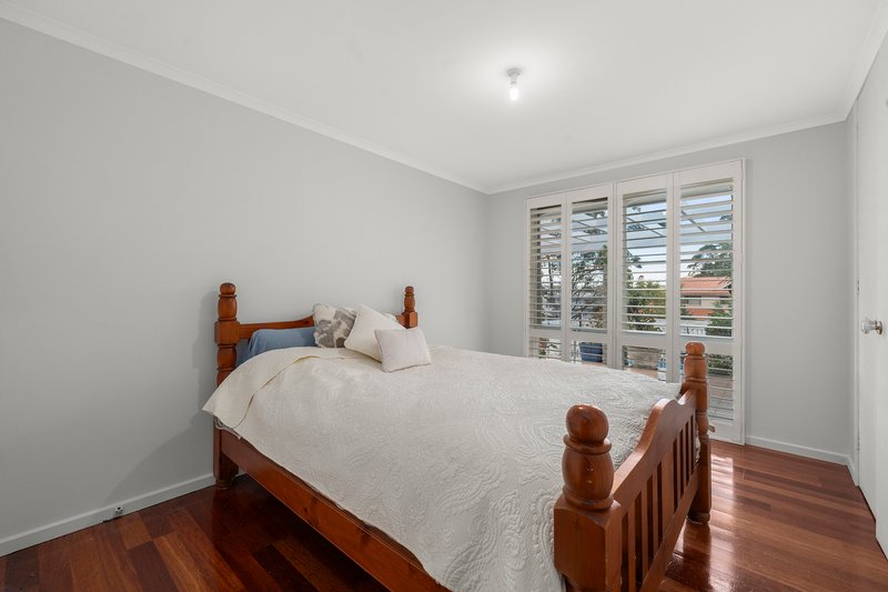 Photo - 33 Dresden Avenue, Castle Hill NSW 2154 - Image 6