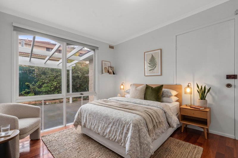 Photo - 33 Dresden Avenue, Castle Hill NSW 2154 - Image 8