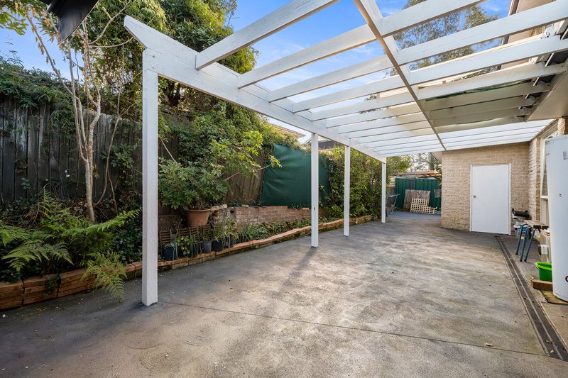 Photo - 33 Dresden Avenue, Castle Hill NSW 2154 - Image 14