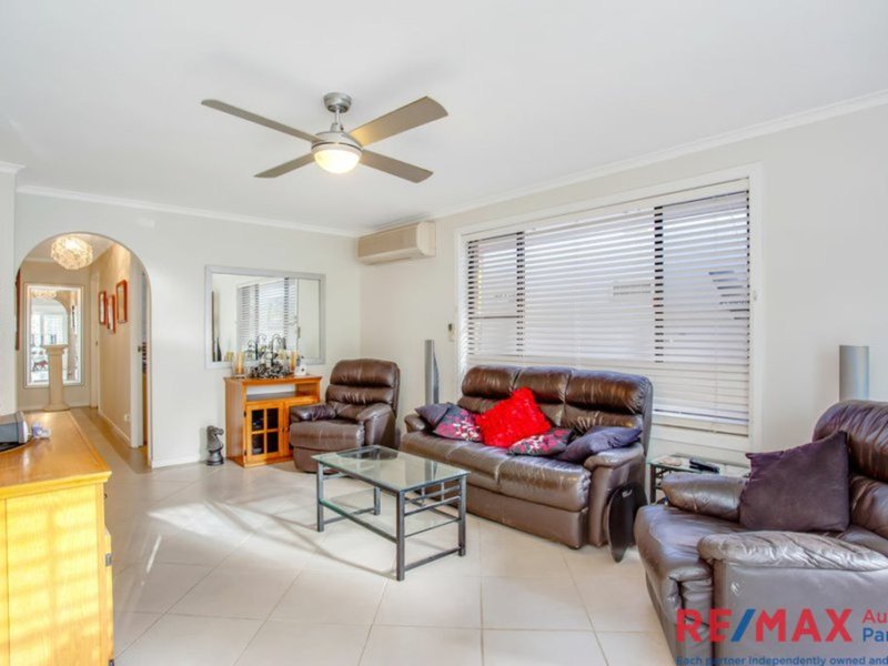 Photo - 33 Dugandan St , Nerang QLD 4211 - Image 3