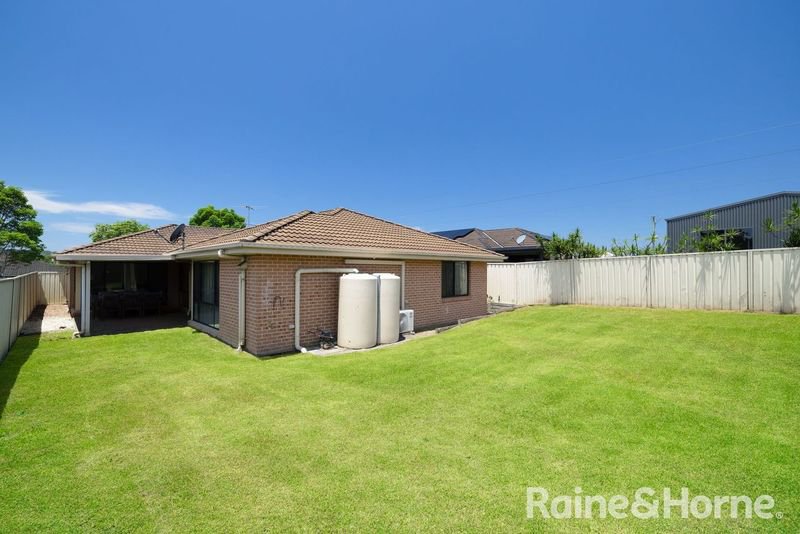 Photo - 33 Dunbar Road, Cameron Park NSW 2285 - Image 14