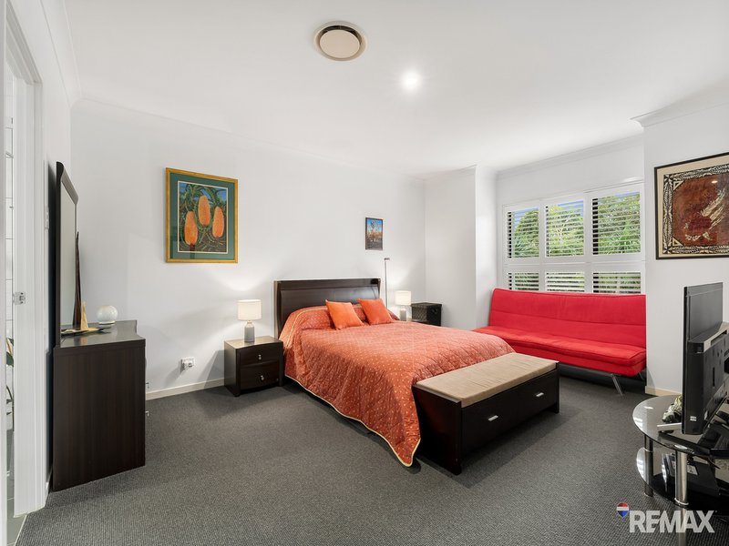 Photo - 33 Dunebean Drive, Banksia Beach QLD 4507 - Image 14