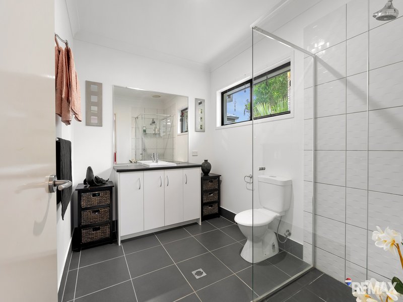 Photo - 33 Dunebean Drive, Banksia Beach QLD 4507 - Image 15