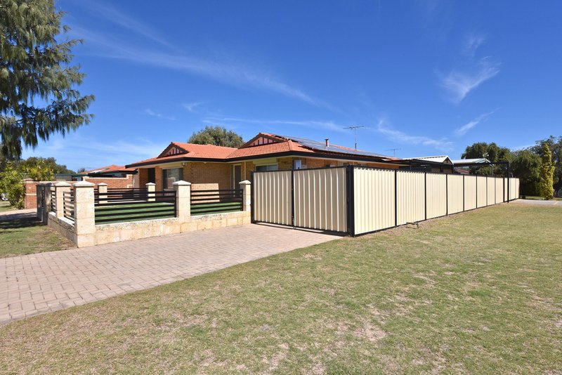 Photo - 33 Dunmore Circuit, Merriwa WA 6030 - Image 3