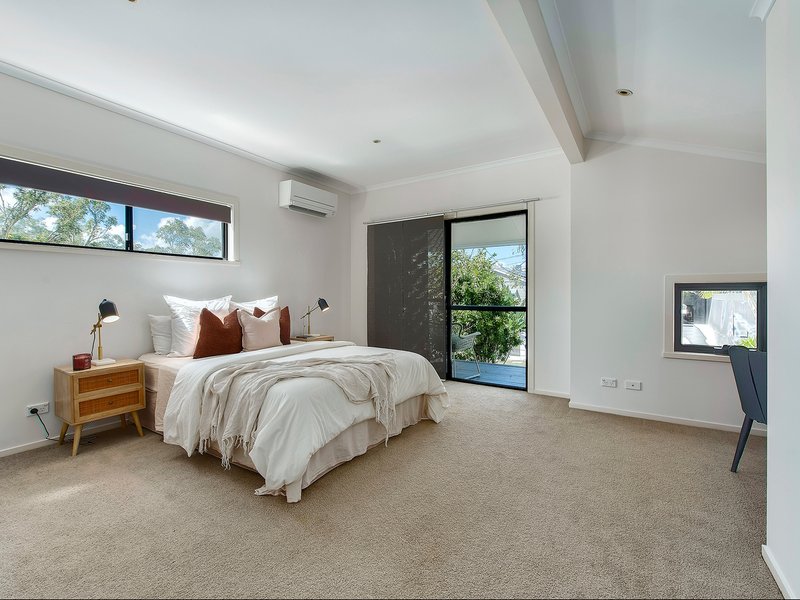 Photo - 33 Dunsmore Street, Kelvin Grove QLD 4059 - Image 2