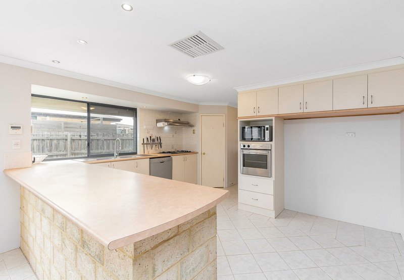 Photo - 33 Durrington Glade, Clarkson WA 6030 - Image 15