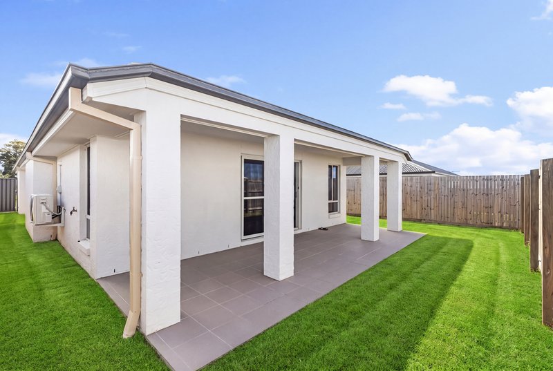 Photo - 33 Eagle Circuit, Burpengary East QLD 4505 - Image 4