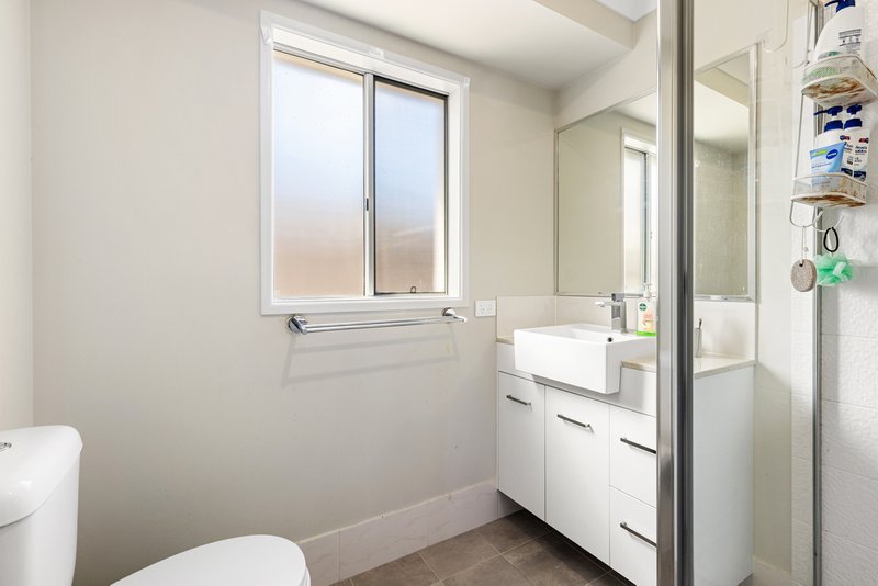 Photo - 33 Eagle Circuit, Burpengary East QLD 4505 - Image 16