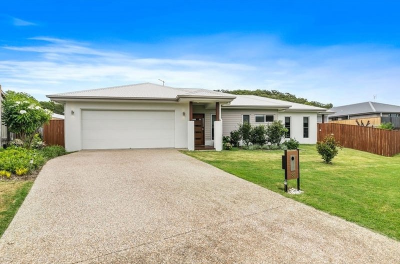 Photo - 33 East View Court, Bli Bli QLD 4560 - Image 3