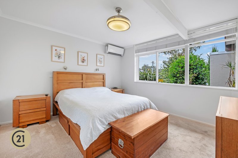 Photo - 33 Eaton Road, West Pennant Hills NSW 2125 - Image 6