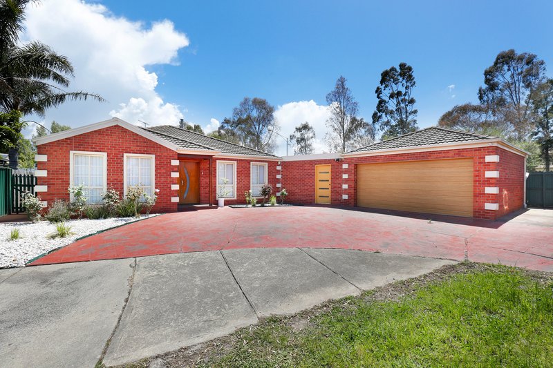 Photo - 33 Edgecombe Way, Roxburgh Park VIC 3064 - Image 5