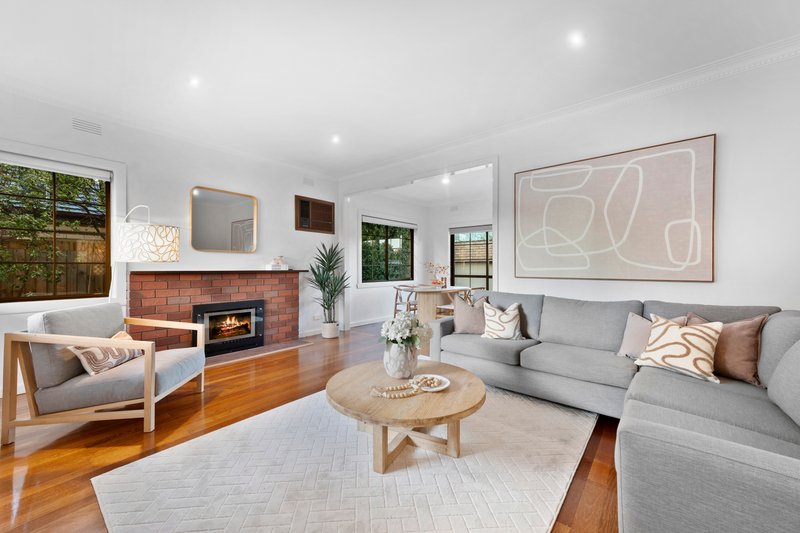 Photo - 33 Edward Street, Cheltenham VIC 3192 - Image 2