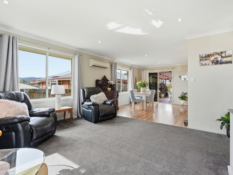 Photo - 33 Elmac Crescent, Austins Ferry TAS 7011 - Image 4