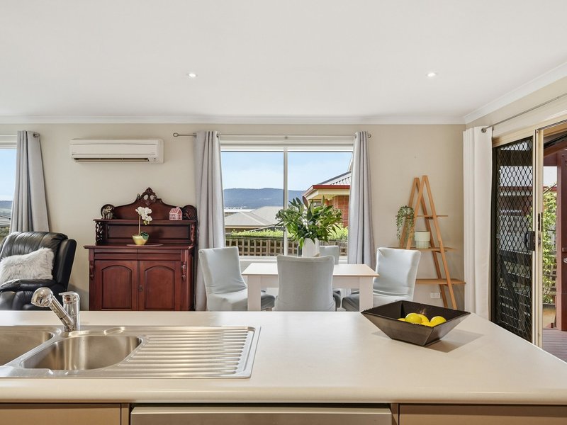 Photo - 33 Elmac Crescent, Austins Ferry TAS 7011 - Image 6