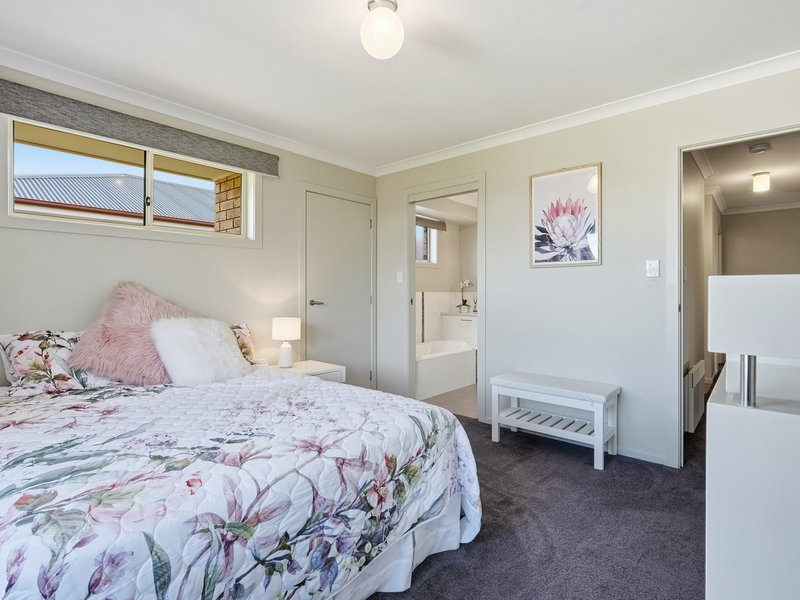 Photo - 33 Elmac Crescent, Austins Ferry TAS 7011 - Image 13