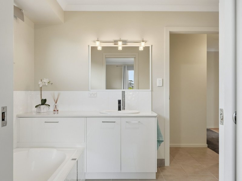 Photo - 33 Elmac Crescent, Austins Ferry TAS 7011 - Image 15