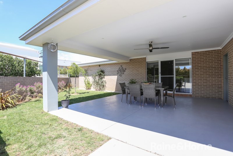 Photo - 33 Emerald Drive, Kelso NSW 2795 - Image 21