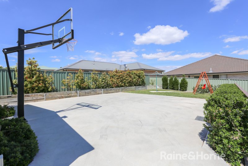 Photo - 33 Emerald Drive, Kelso NSW 2795 - Image 23