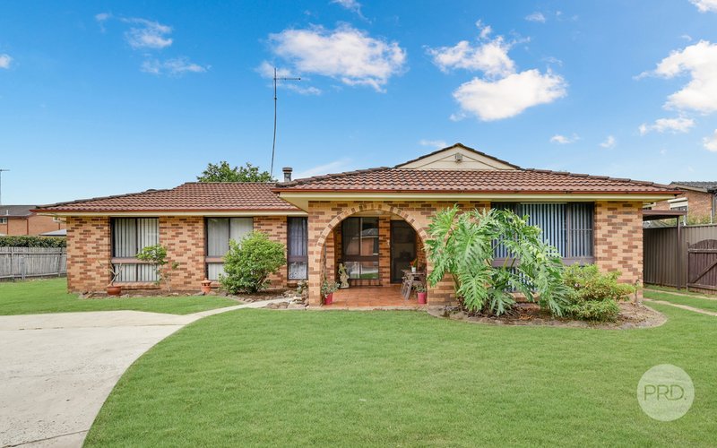 Photo - 33 Emerald Street, Emu Plains NSW 2750 - Image 2