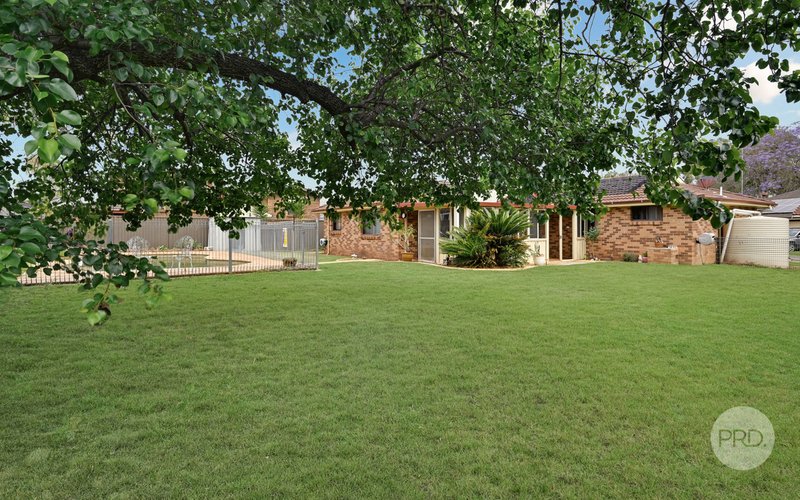 Photo - 33 Emerald Street, Emu Plains NSW 2750 - Image 12