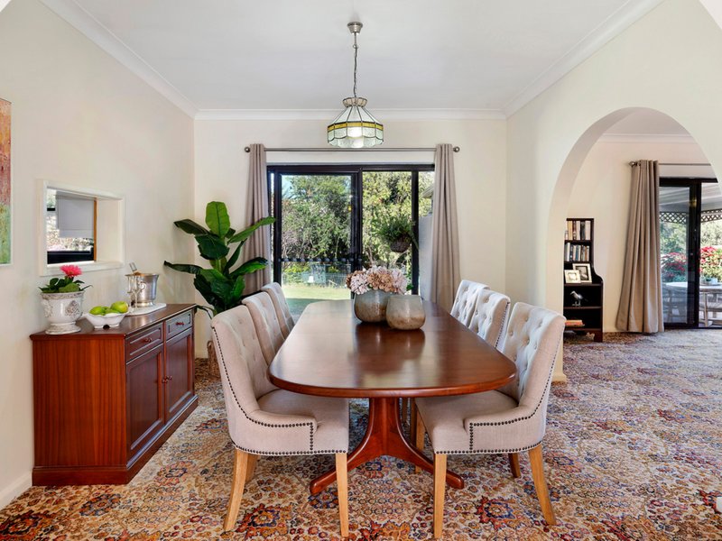 Photo - 33 Emma Street, Mona Vale NSW 2103 - Image 5