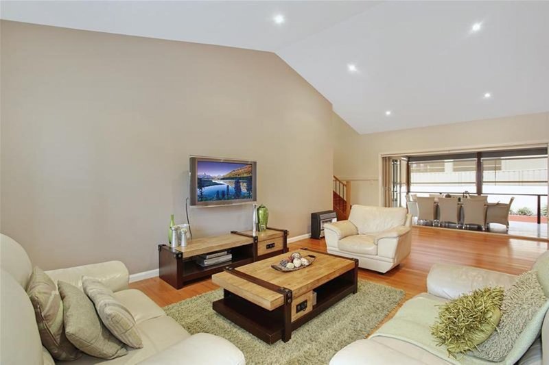 Photo - 33 Endeavour Circuit, Harrington Park NSW 2567 - Image 13