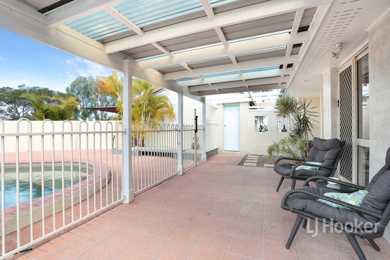 Photo - 33 Endeavour Drive, Banksia Beach QLD 4507 - Image 3