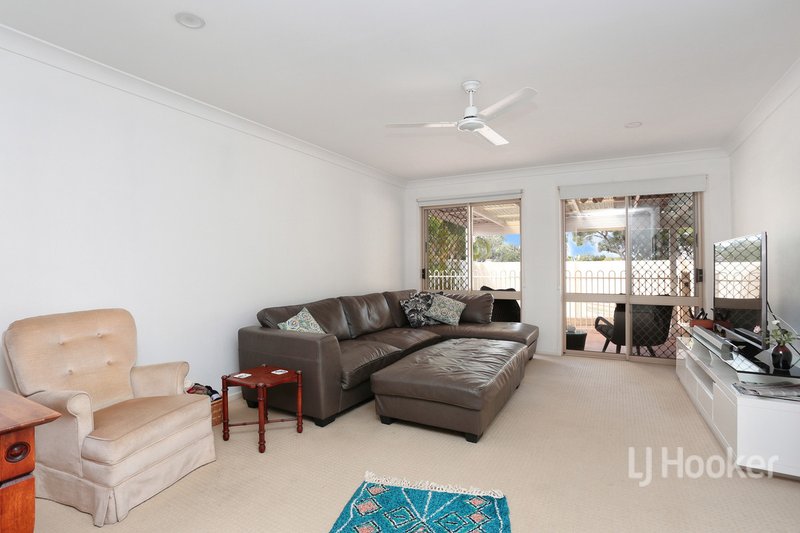 Photo - 33 Endeavour Drive, Banksia Beach QLD 4507 - Image 8