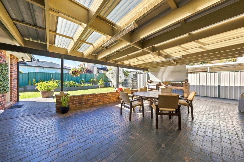 Photo - 33 Esk Avenue, Green Valley NSW 2168 - Image 14