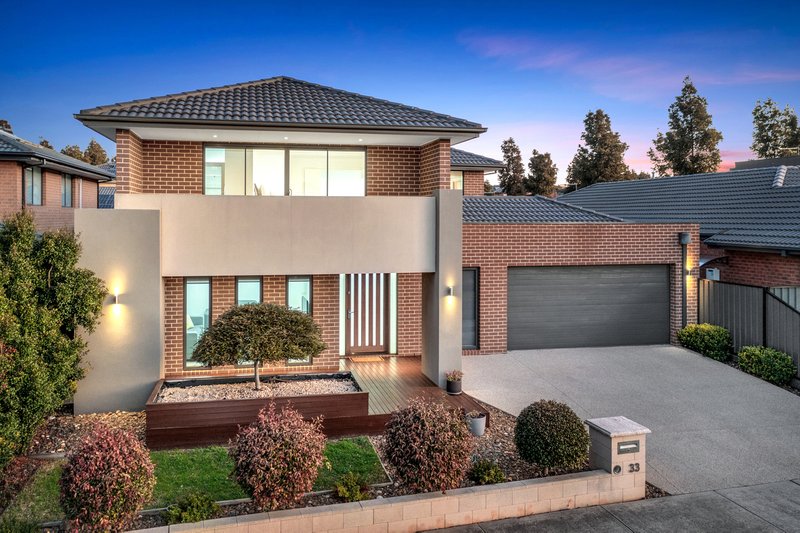 33 Essence Parkway, Craigieburn VIC 3064