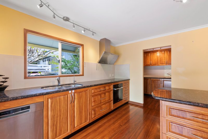 Photo - 33 Exmouth Street, Toowong QLD 4066 - Image 6