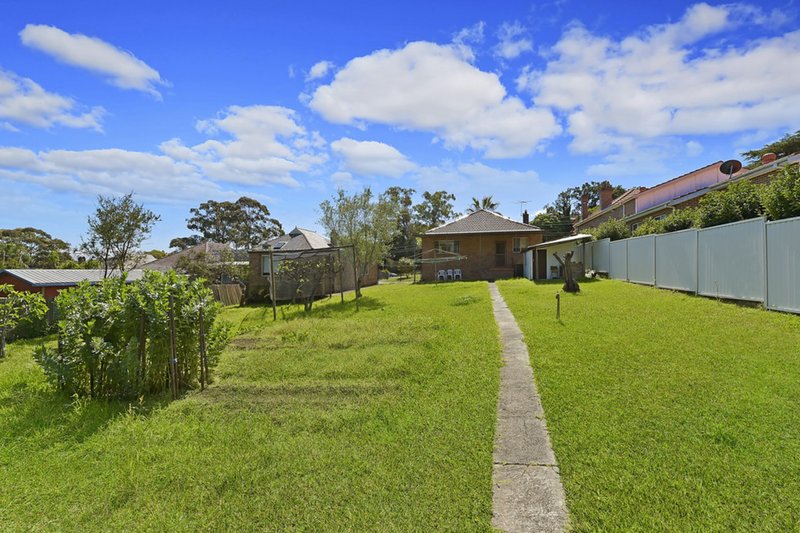 Photo - 33 First Avenue, Eastwood NSW 2122 - Image 10