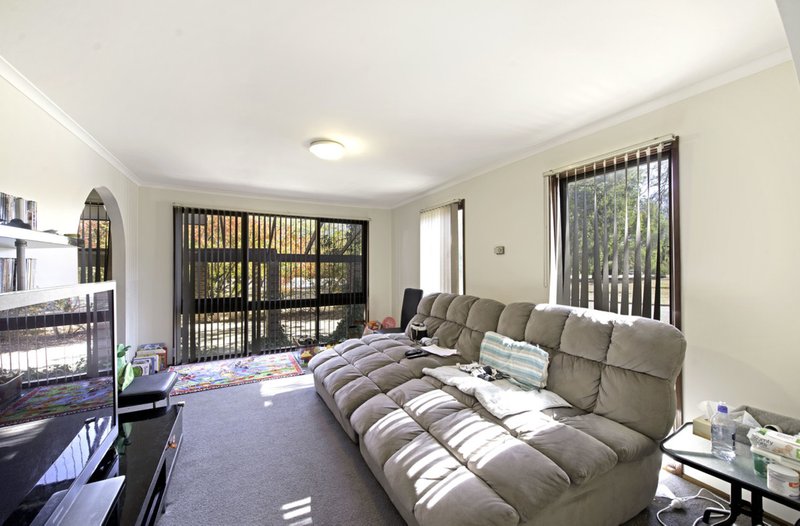 Photo - 33 Fitzmaurice Street, Kaleen ACT 2617 - Image 2