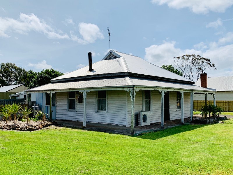 33 Fitzroy Street, Heywood VIC 3304