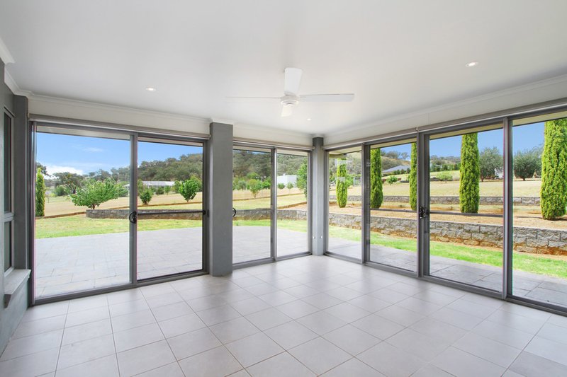 Photo - 33 Flagstaff Road, Tamworth NSW 2340 - Image 12