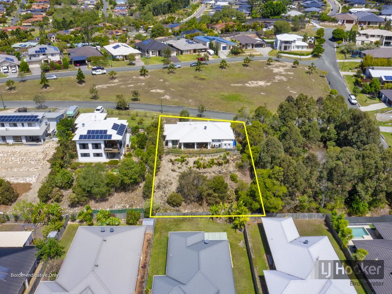 Photo - 33 Flame Trees Crescent, Maudsland QLD 4210 - Image 9