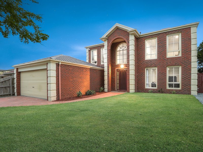 33 Galloway Drive, Narre Warren South VIC 3805