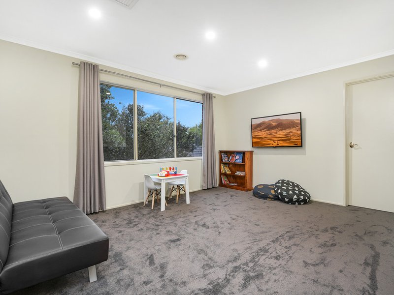 Photo - 33 Galloway Drive, Narre Warren South VIC 3805 - Image 12