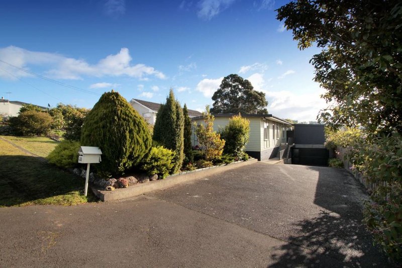 33 Garnett Street, Blackmans Bay TAS 7052