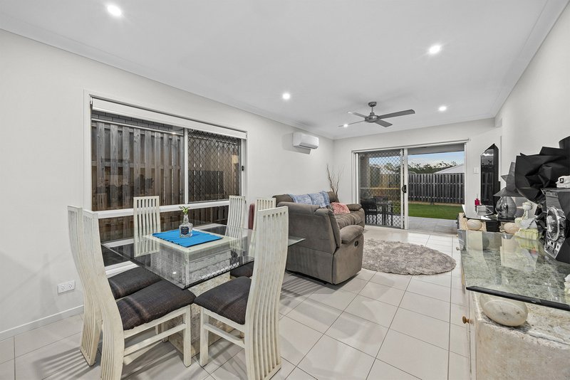 Photo - 33 Gateway Drive, Flagstone QLD 4280 - Image 6