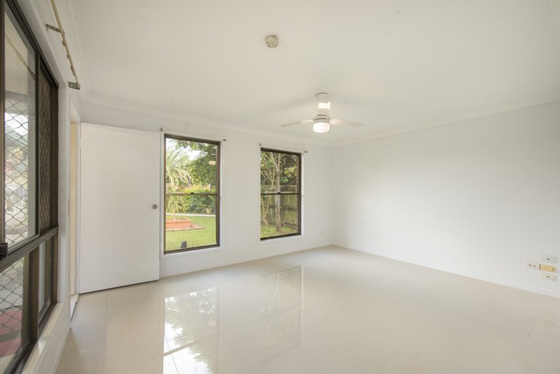 Photo - 33 George Street, Kingston QLD 4114 - Image 4