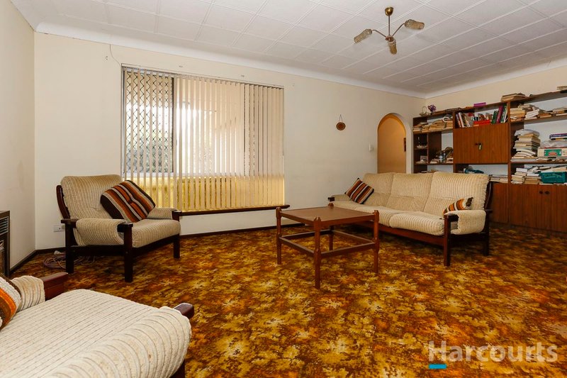 Photo - 33 George Street, Stirling WA 6021 - Image 3