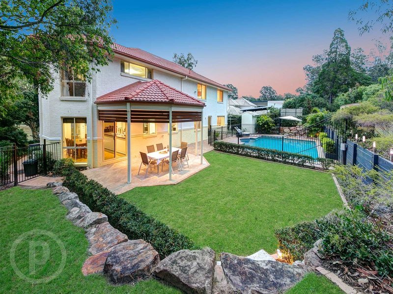 33 Gilgandra Street, Indooroopilly QLD 4068