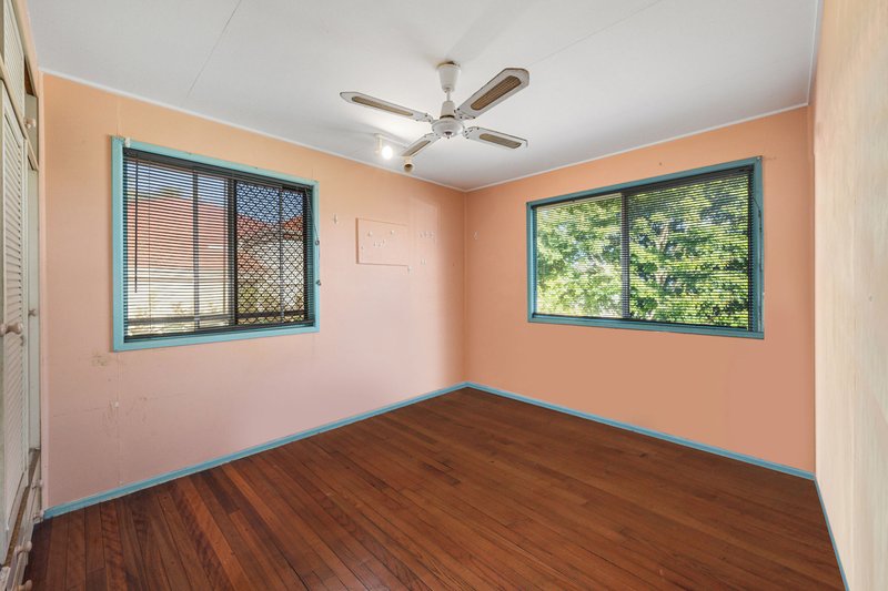 Photo - 33 Gillies Street, Zillmere QLD 4034 - Image 6