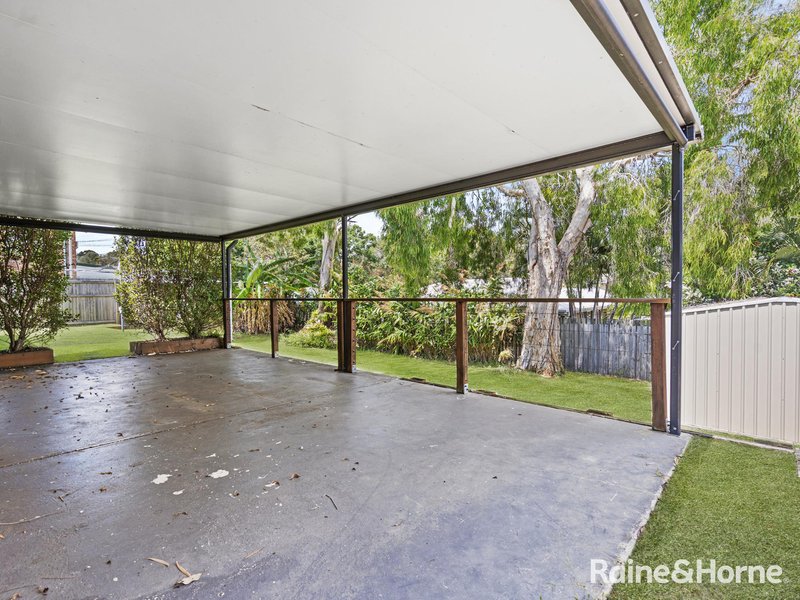 Photo - 33 Gladdyr Street, Capalaba QLD 4157 - Image 11